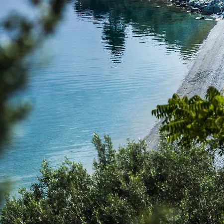 Miradouro Seafront Residences 3*