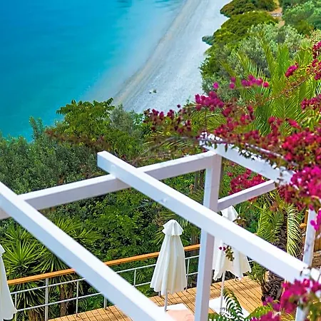 Miradouro Seafront Residences 3*