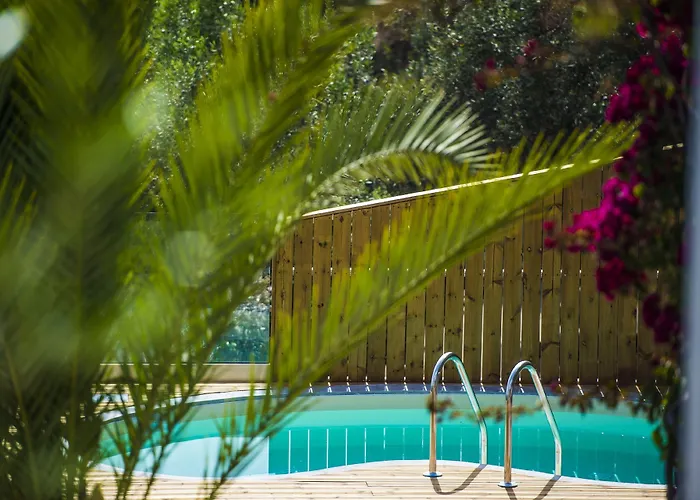 Miradouro Seafront Residences 3*